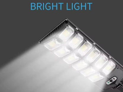 Napelemes LED lámpa távirányítóval